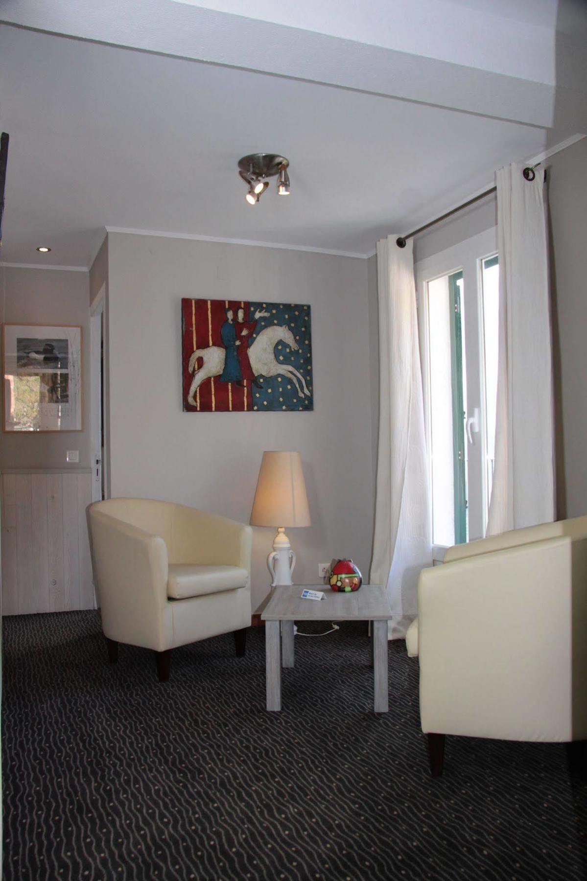 Hotel Casa Di Lucia Mi-hotel 4*