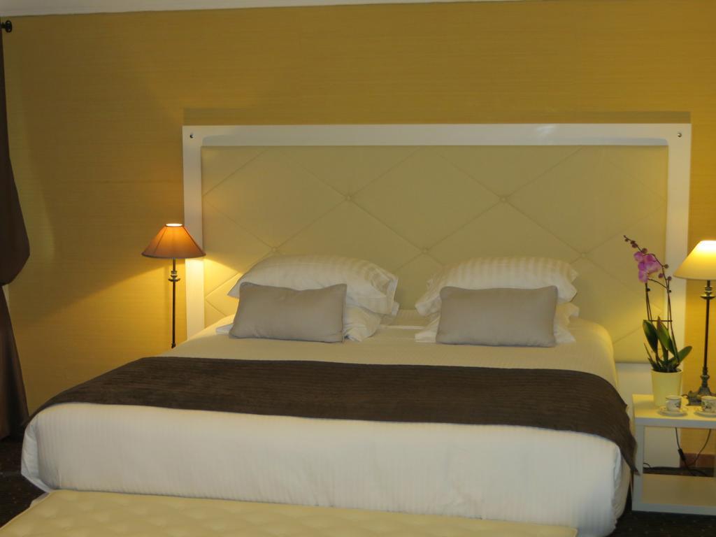 Hotel Casa Di Lucia Mi-hotel 4*