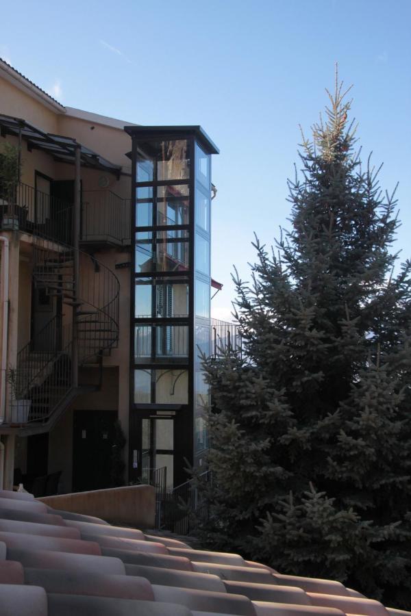 Casa Di Lucia Mi-hotel 4*