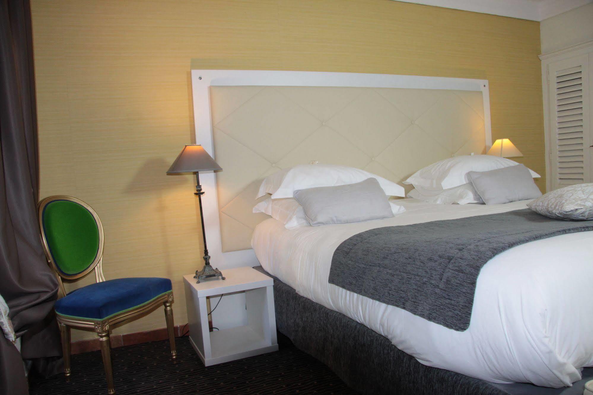 Hotel Casa Di Lucia Mi-hotel 4*